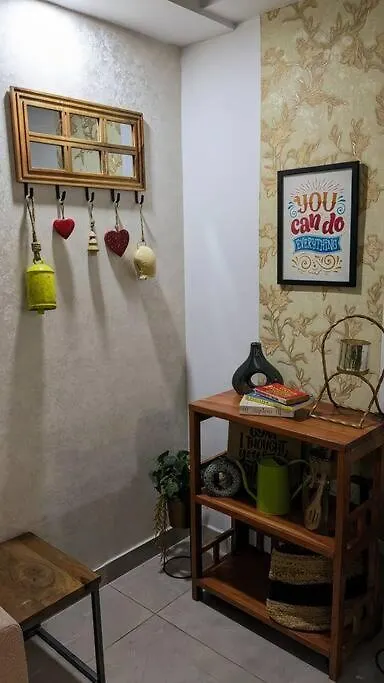 Lägenhet Yukta - Cozy Nest Studio, Free Parking & Wifi Gurgaon